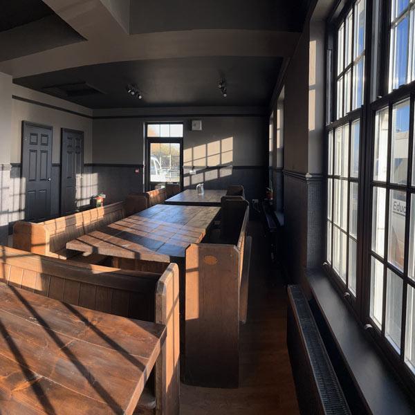 tyr abad wales, dining room in centre